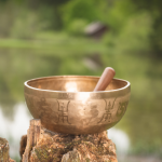 Klangschale - SeelenTON Akademie klangschale in der Natur